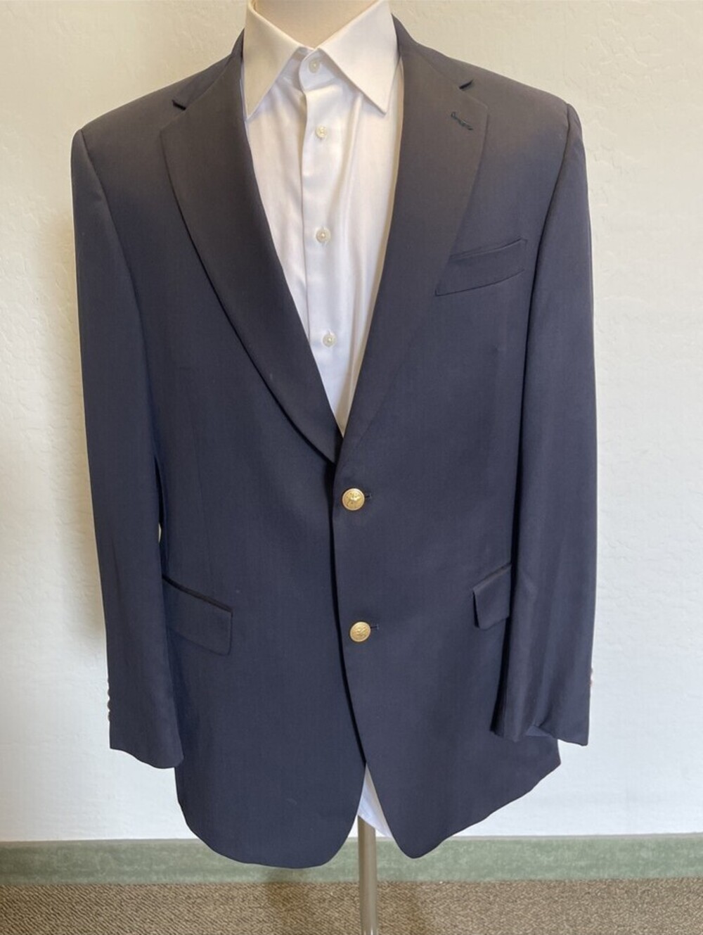 Hart Schaffner Marx Golden Trumpeter Gold Button Blazer 44L